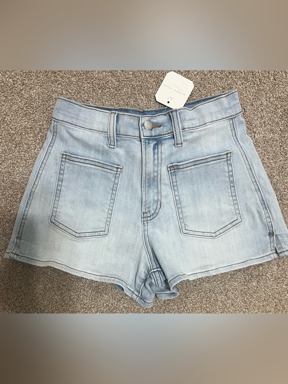 Altar'd State Light Wash Denim Shorts Size XS NWT!